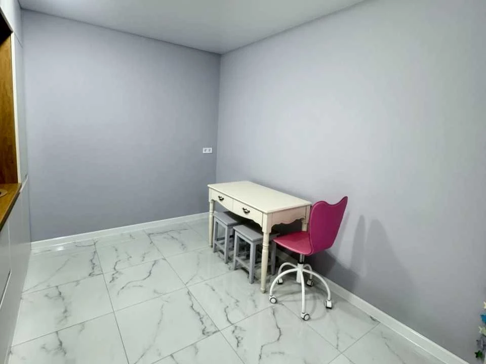 Apartment. Kharkiv, Rohatynska Levada Lane. (Ivanivskyi)