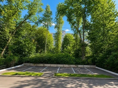Two-room apartment near Pecherska metro station