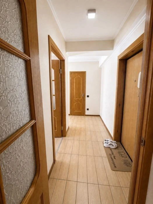 Two-room apartment near Pecherska metro station