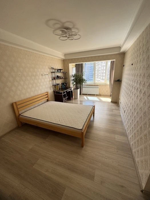 Two-room apartment near Pecherska metro station