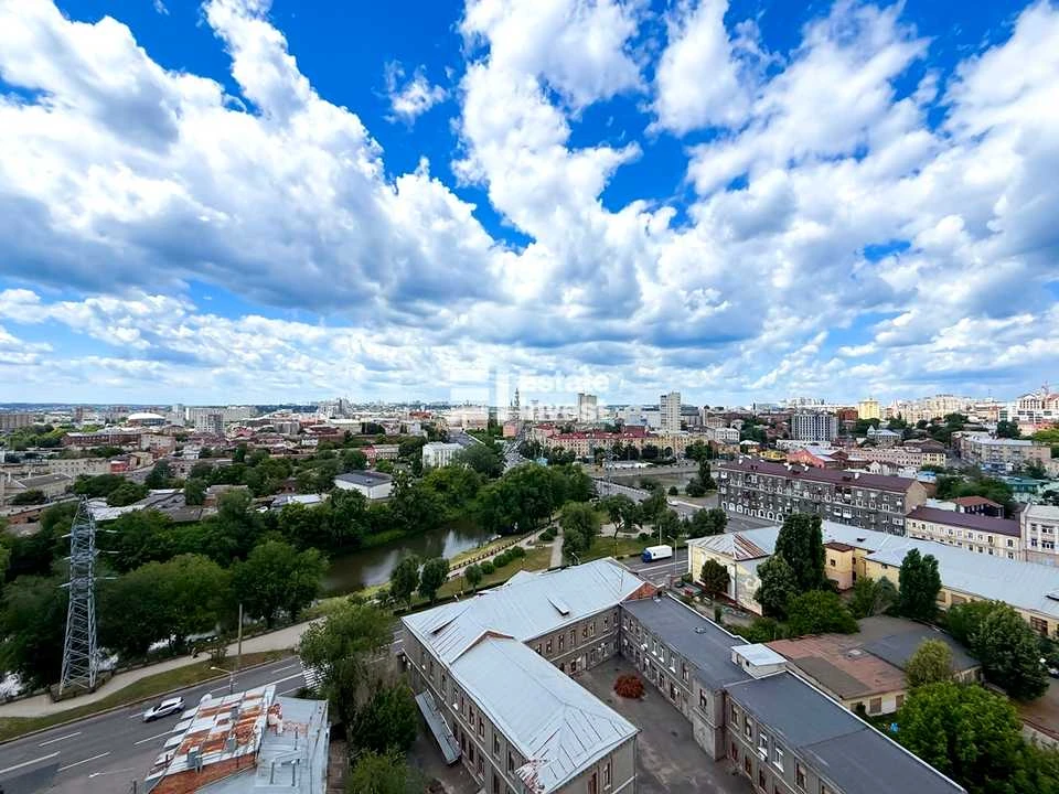 Apartment. Kharkiv, Yevhena Chykalenko Lane. (Karbysheva)