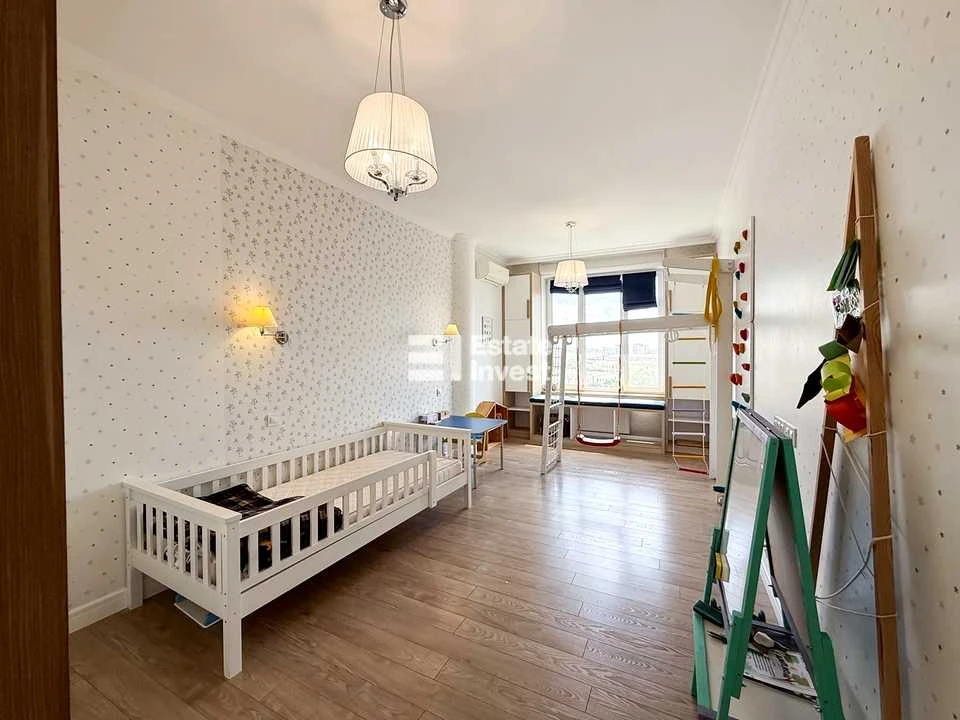 Apartment. Kharkiv, Yevhena Chykalenko Lane. (Karbysheva)