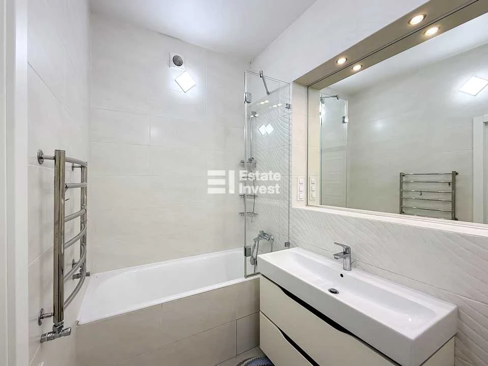 Apartment. Kharkiv, Yevhena Chykalenko Lane. (Karbysheva)