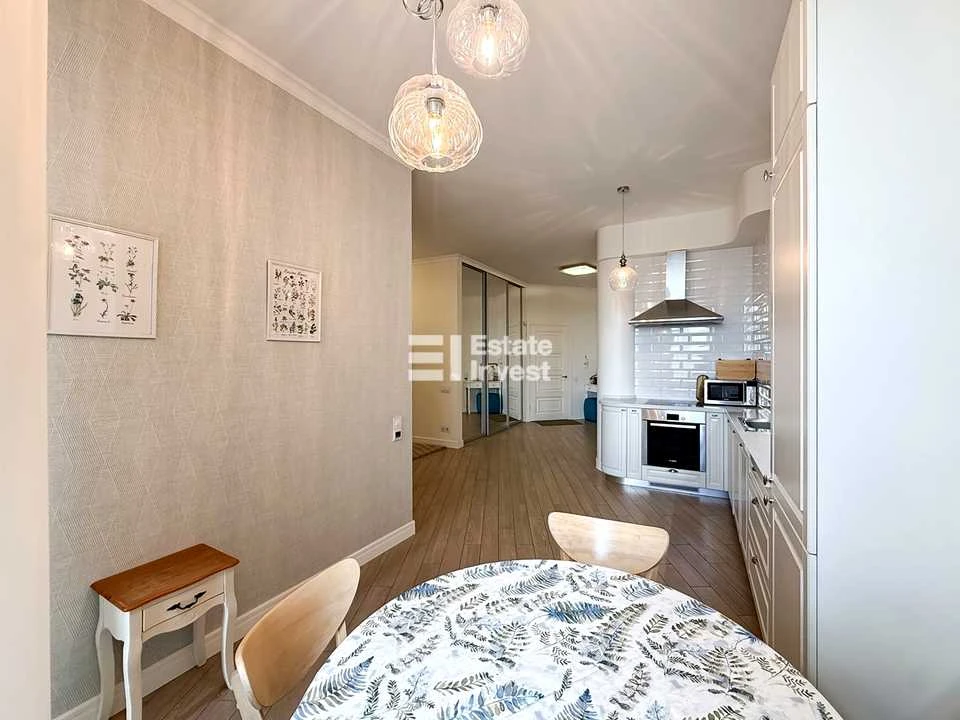 Apartment. Kharkiv, Yevhena Chykalenko Lane. (Karbysheva)