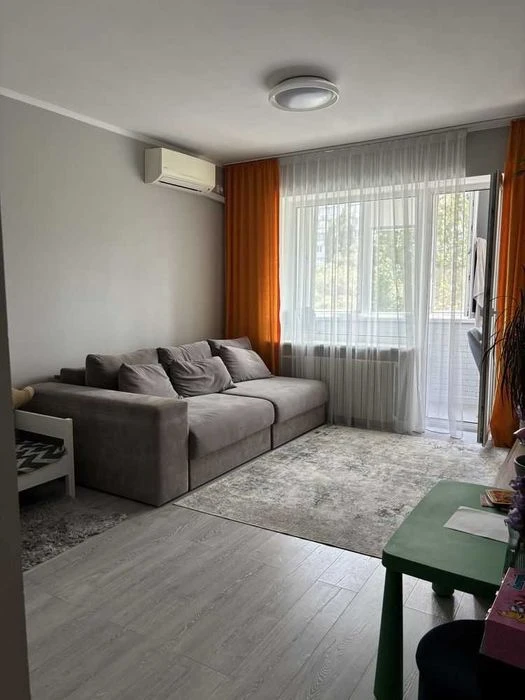 Продам 1 кімнатну квартиру Перемога 6 Победа пр. Героїв