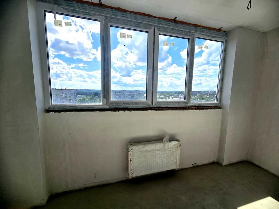 Apartment. Kharkiv, Poltava Shlyakh St., 184a k