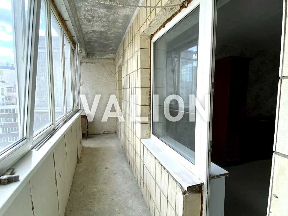 Apartment. Kyiv, Dragomanova St.