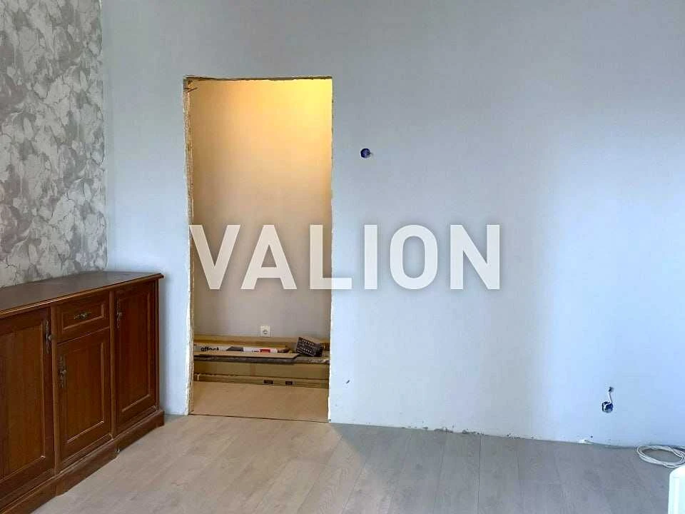 Apartment. Kyiv, Dragomanova St.