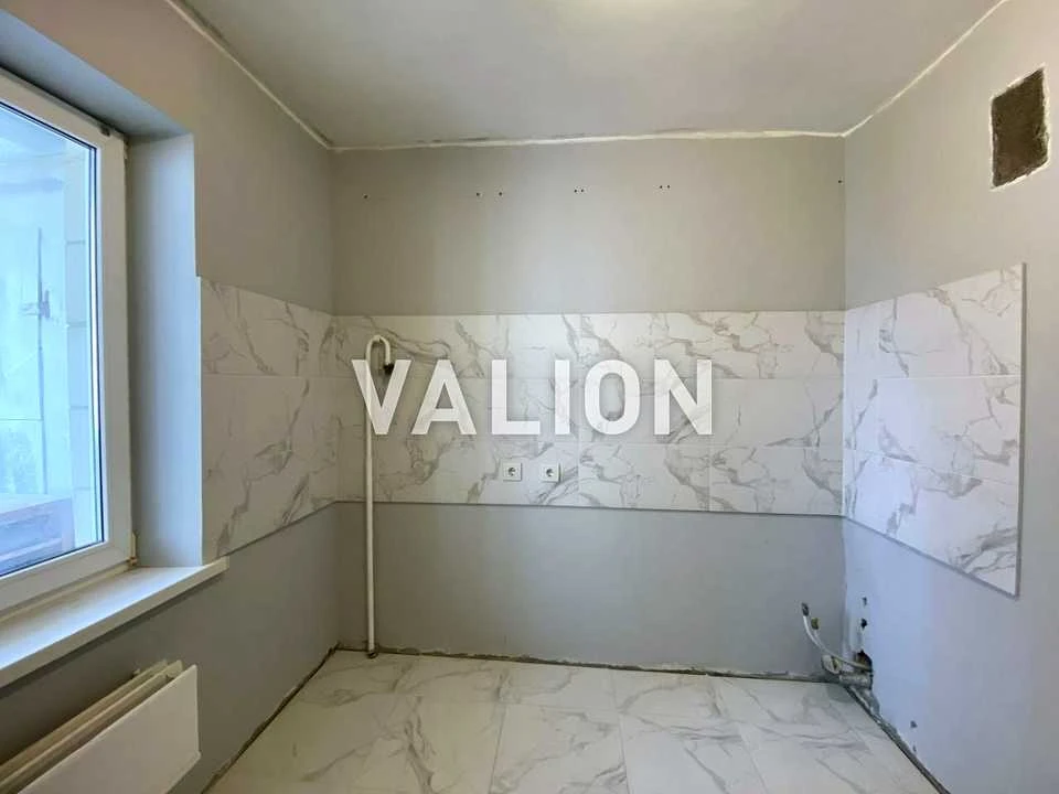 Apartment. Kyiv, Dragomanova St.