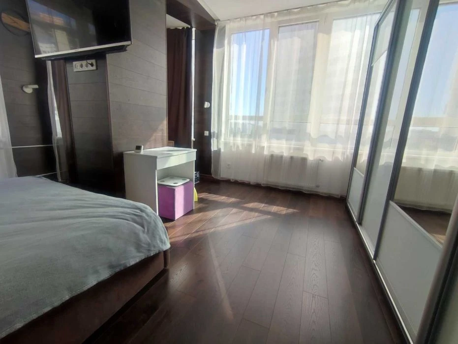 Продам 3-комнатную квартиру в ЖК Альтаир-1