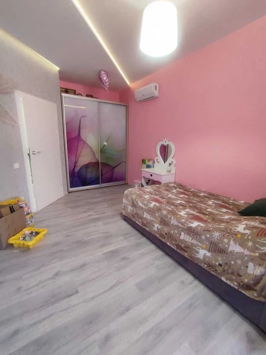 Продам 3-комнатную квартиру в ЖК Альтаир-1
