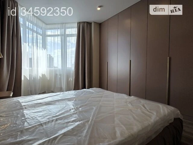 Sale of 2-room apartment 101.4 sq. m. on Andriy Verkhoglyada St. 14A
