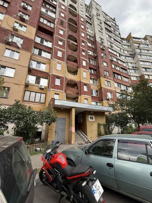 For sale a wonderful 2-room apartment Desnyanskyi district, Za st.