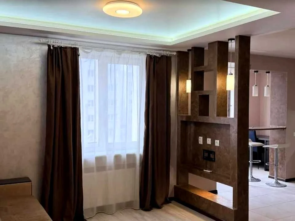 Apartment. Kharkiv, Myru St.
