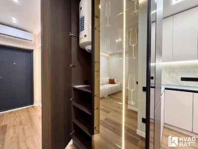 Stylish one and a half-story apartment with high-quality renovation in the Manhattan residential complex! 9 floors