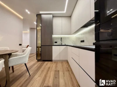 Stylish one and a half-story apartment with high-quality renovation in the Manhattan residential complex! 9 floors