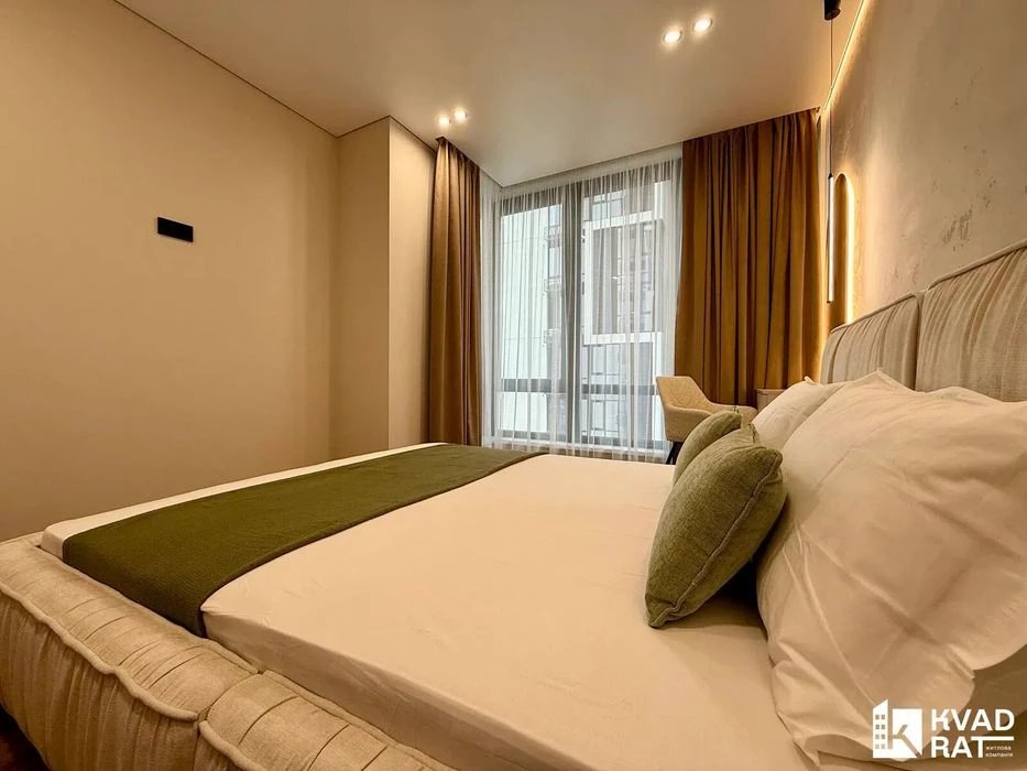 Stylish one and a half-story apartment with high-quality renovation in the Manhattan residential complex! 9 floors