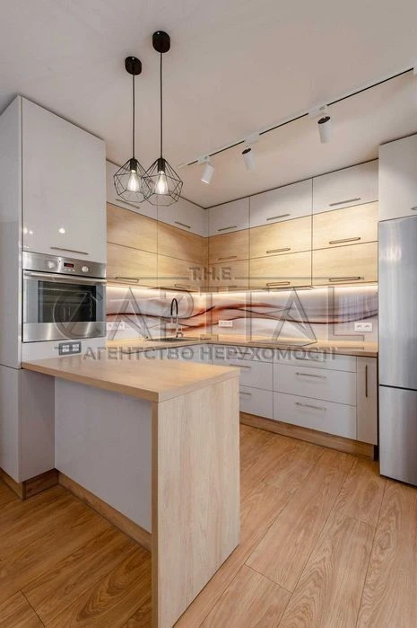 Sale of a 3-room apartment of 78 m2 in the residential complex "Modern Quarter" on Lyubo Avenue