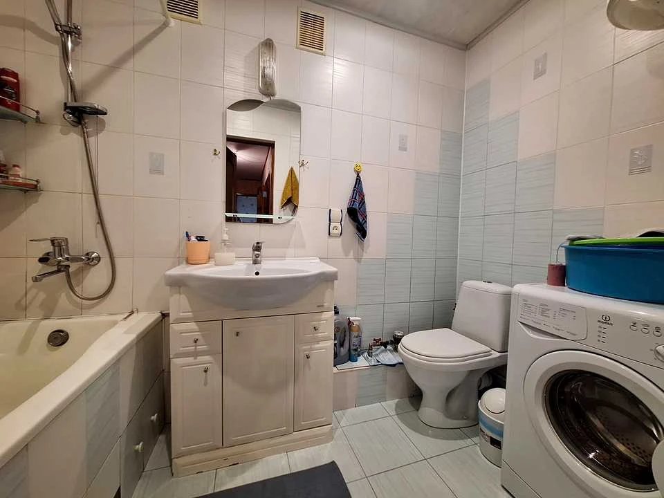 Apartment. Kharkiv, Rustaveli St.