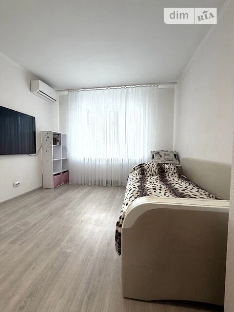 Sale of 1-room apartment 36.6 sq. m. on Borys Gmyri St. 10/40 • I