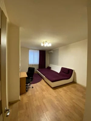 I will sell a 2-room apartment on Mystetstv Street, 7/9, Center, st. m. A