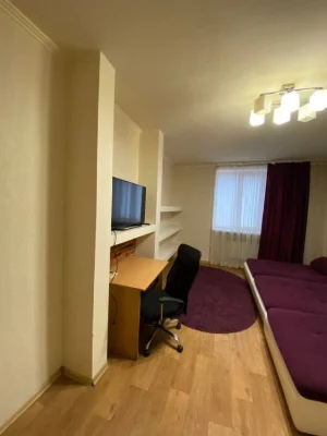 I will sell a 2-room apartment on Mystetstv Street, 7/9, Center, st. m. A