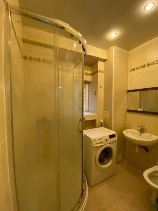 I will sell a 2-room apartment on Mystetstv Street, 7/9, Center, st. m. A