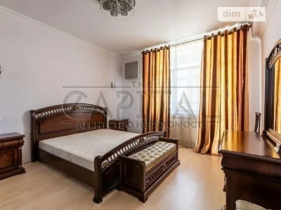 Продаж 3к квартири 97 кв. м на вул. Мокра • ID 34699367