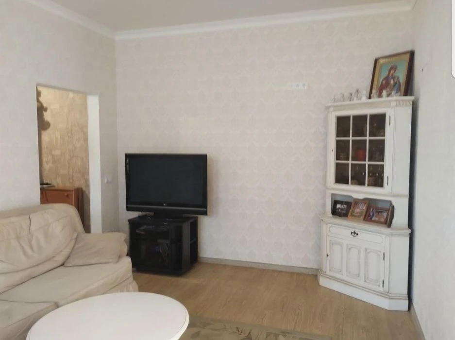 House with plot.  3 acres. Arcadia. Kamanina Lane