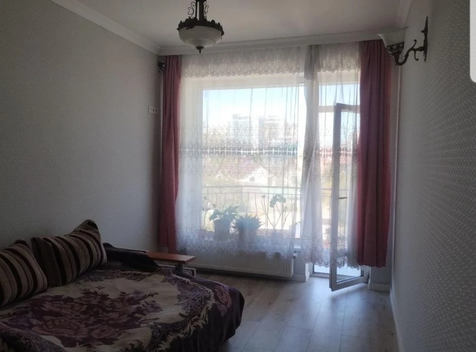 House with plot.  3 acres. Arcadia. Kamanina Lane