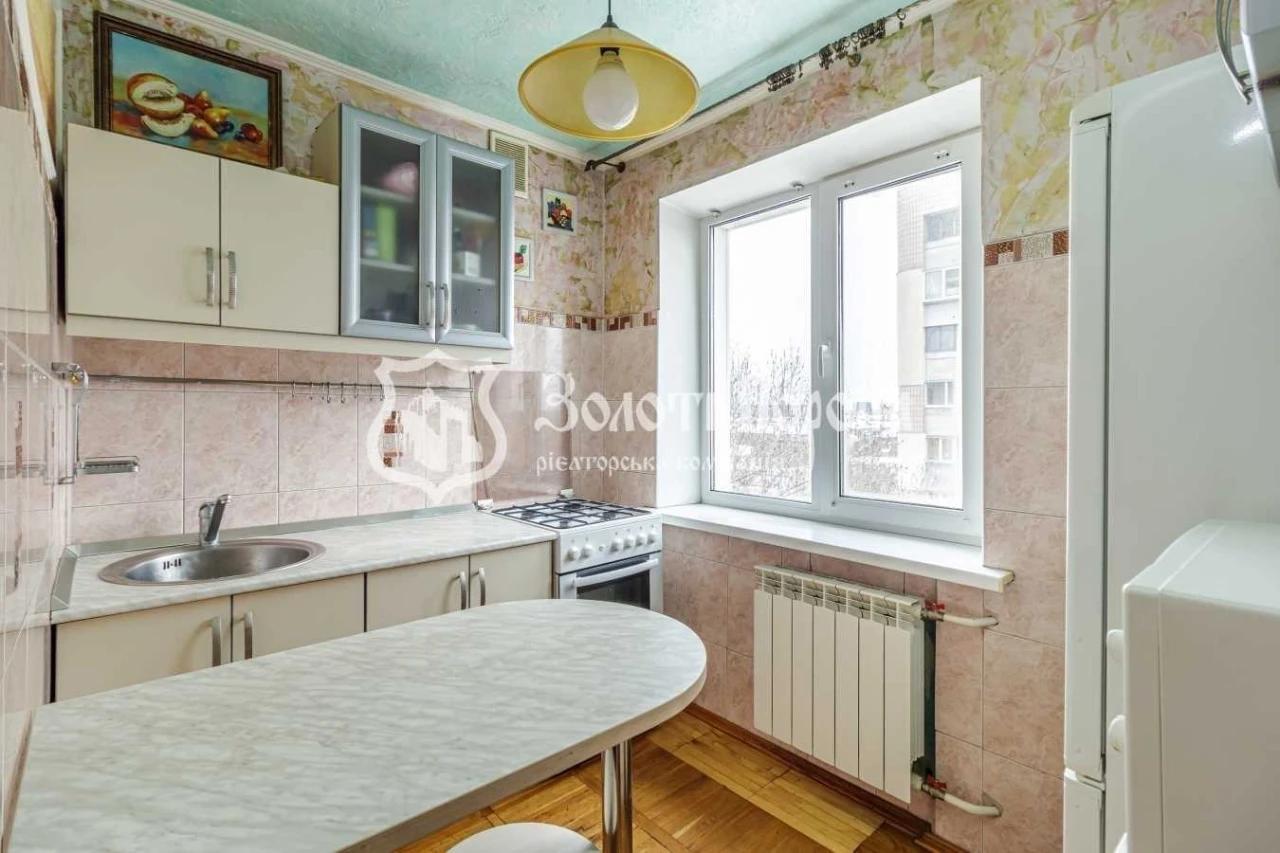 2-room apartment for sale 44.4 m², Krakivska st., 18