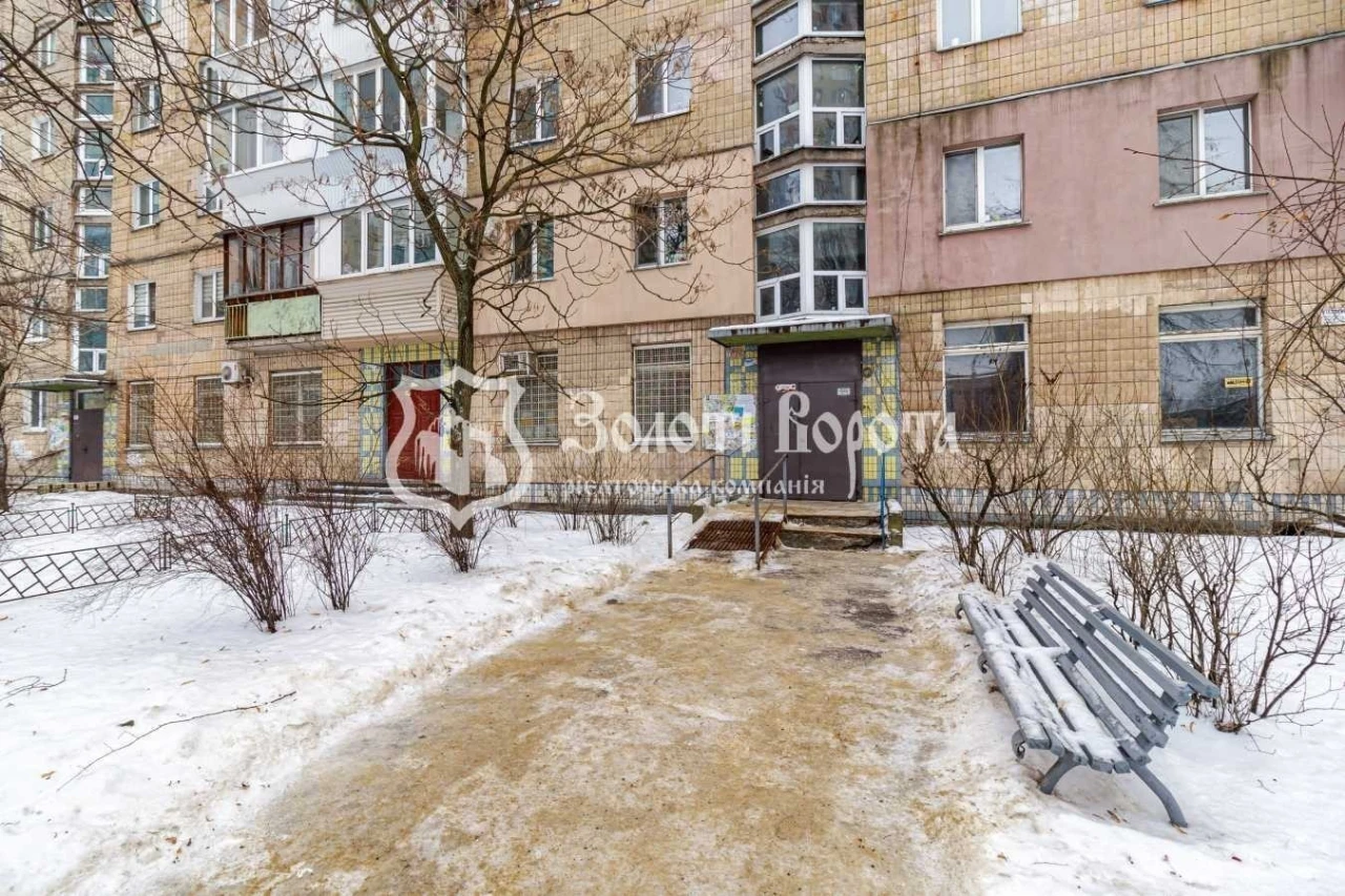 2-room apartment for sale 44.4 m², Krakivska st., 18