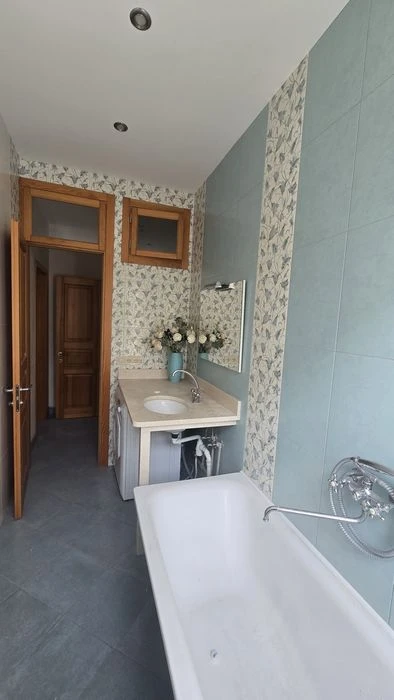 For sale! 3-room apartment in the center of Freedom Square.