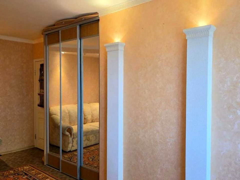 Apartment. Kharkiv, Svitla St.