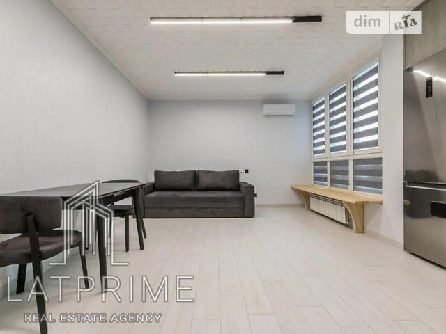 Sale of 1-room apartment 32 sq. m on Naberezhno-Rybalskaya street