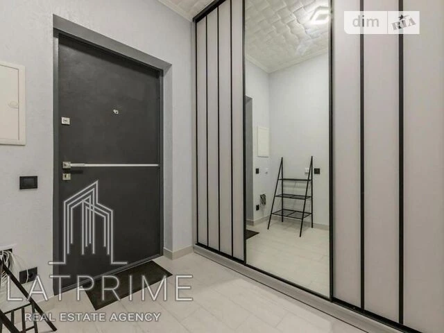 Sale of 1-room apartment 32 sq. m on Naberezhno-Rybalskaya street