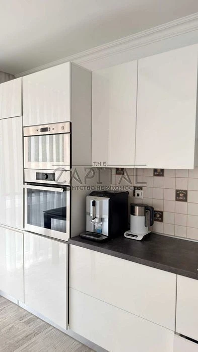 Residential complex Vidpochynok, 2-room apartment with renovation 71 m2, Svyatoshyns