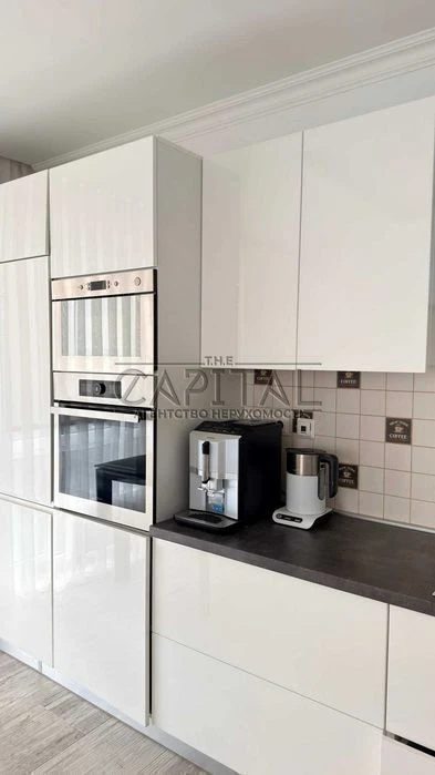 Residential complex Vidpochynok, 2-room apartment with renovation 71 m2, Svyatoshyns