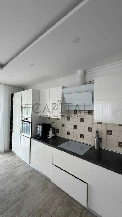Residential complex Vidpochynok, 2-room apartment with renovation 71 m2, Svyatoshyns
