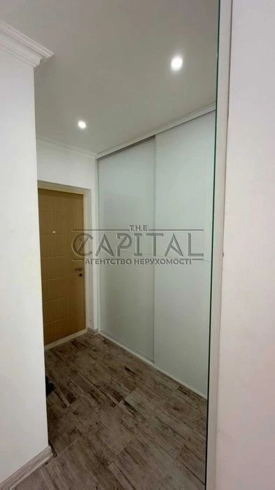 Residential complex Vidpochynok, 2-room apartment with renovation 71 m2, Svyatoshyns