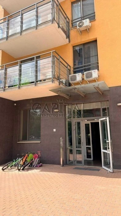 Residential complex Vidpochynok, 2-room apartment with renovation 71 m2, Svyatoshyns