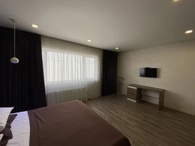 Rent a townhouse in the center of Arcadia
