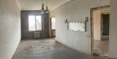 Рядом Центр 2 комнатная Продажа средний этаж