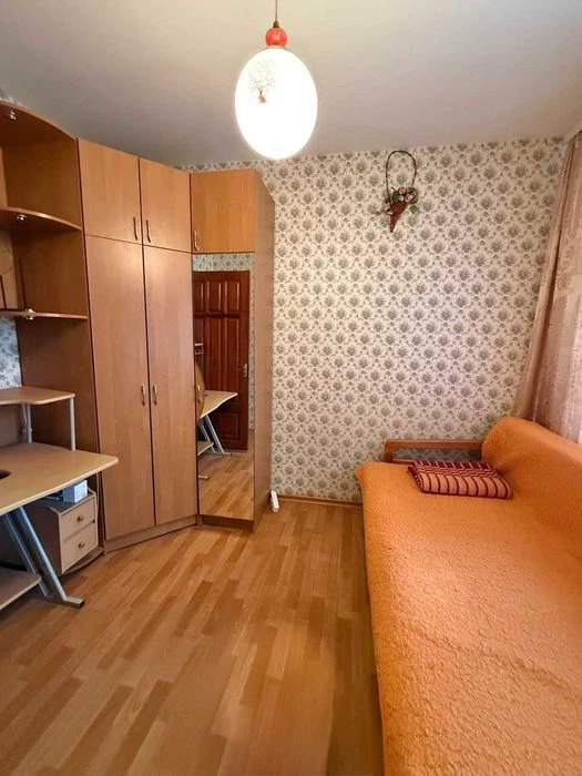 3 rooms, Tairov, Nebesnoy Sotny, Voucher, E-renew 6/9,