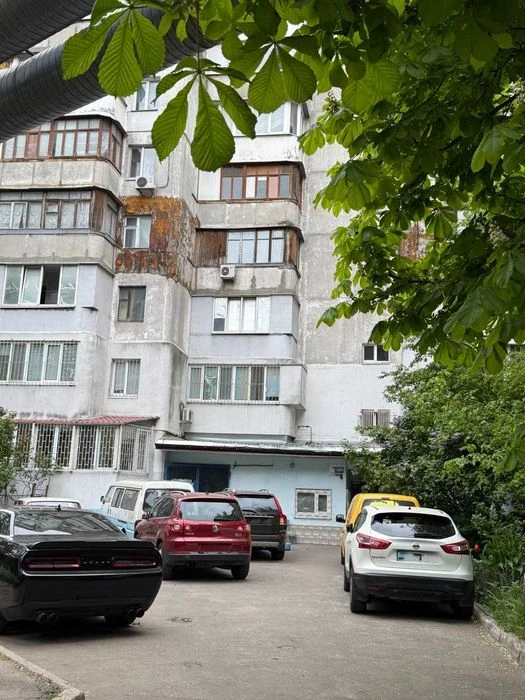 3 rooms, Tairov, Nebesnoy Sotny, Voucher, E-renew 6/9,