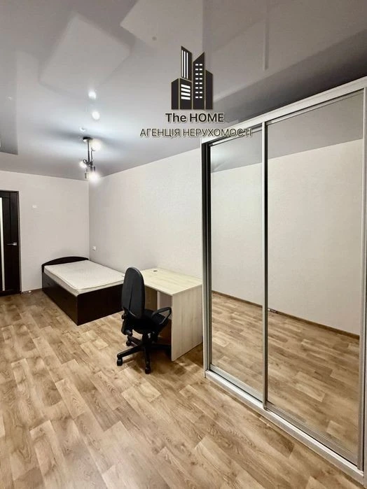 3-room apartment for sale, Vaclav Havel Street 75A