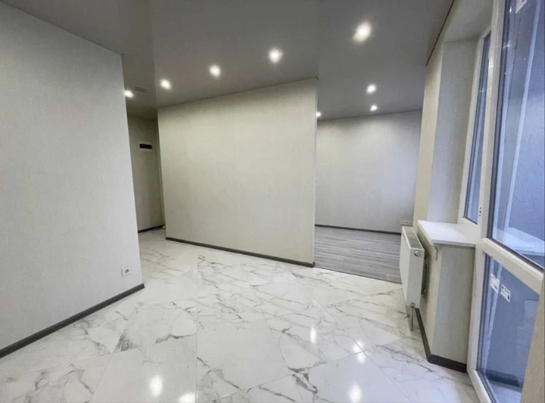 High-quality renovation • Middle floor • Best price in the residential complex "Ptichk"