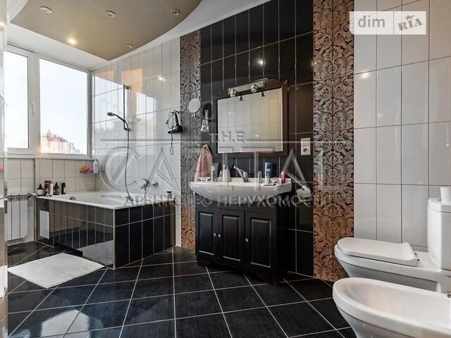 Продажа 5к квартиры 220 кв. м на наб. Днепровская 19 • ID 346
