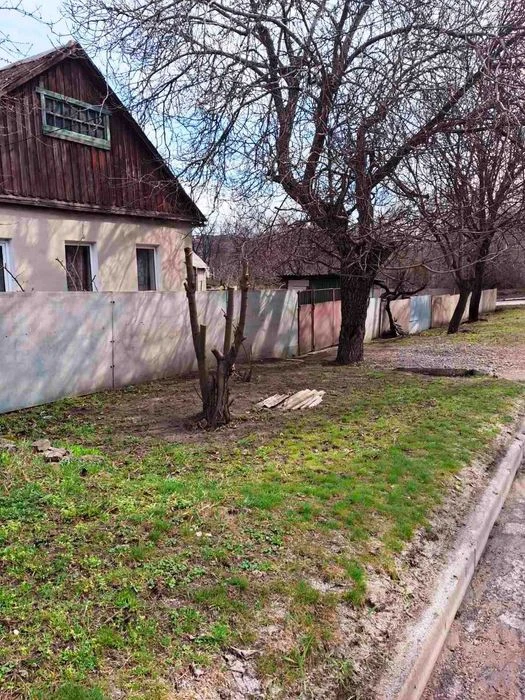 I will sell a house Zavodsky district, district of Ost. Football