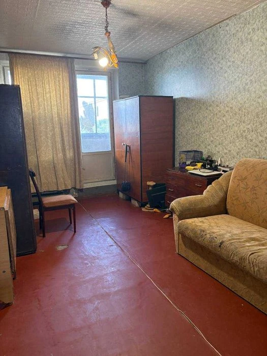 Selling a 3-room apartment for 25,000 rubles in the center of Bavaria (405122)